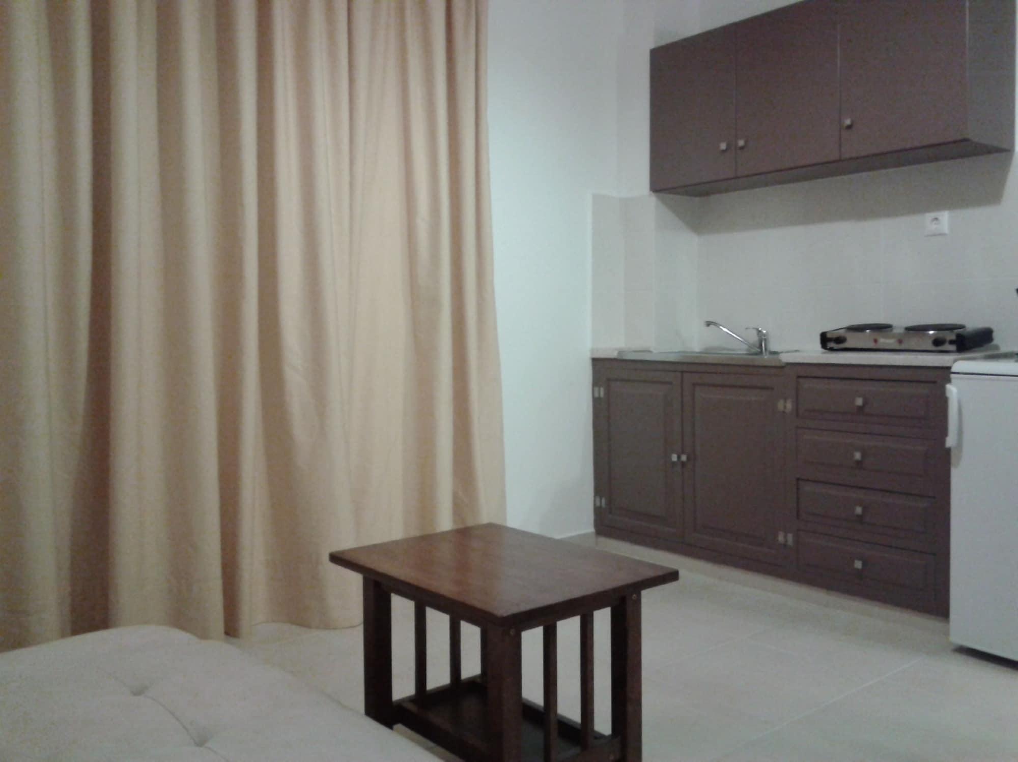 Fantasia Hotel Apartments Cos Exterior foto