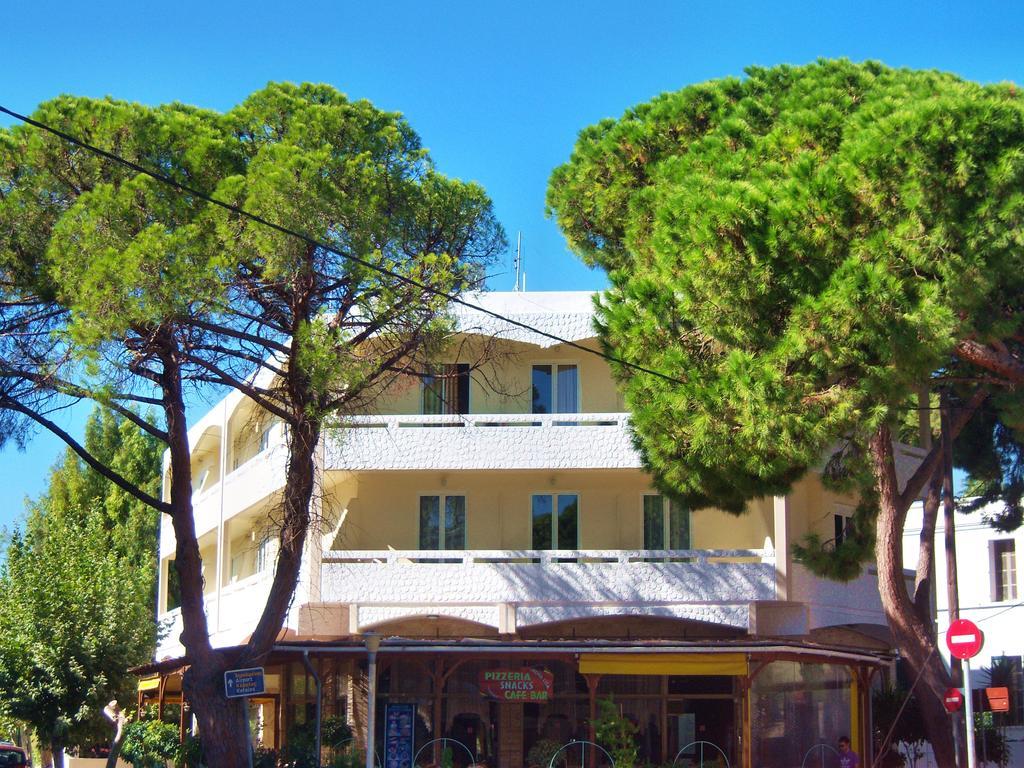 Fantasia Hotel Apartments Cos Exterior foto