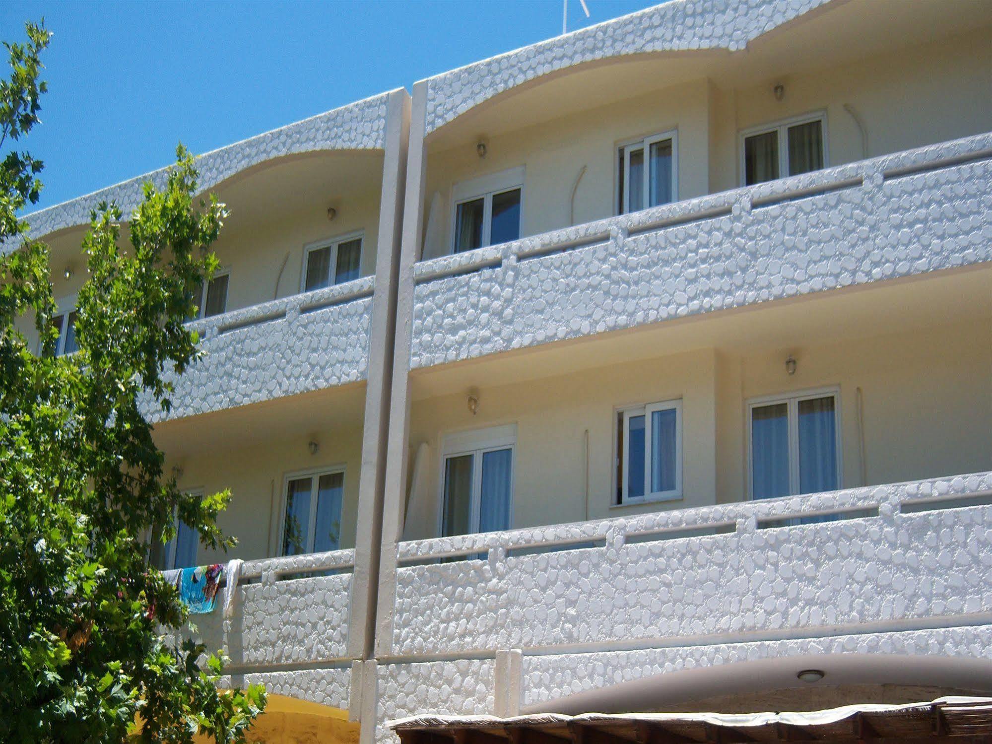 Fantasia Hotel Apartments Cos Exterior foto