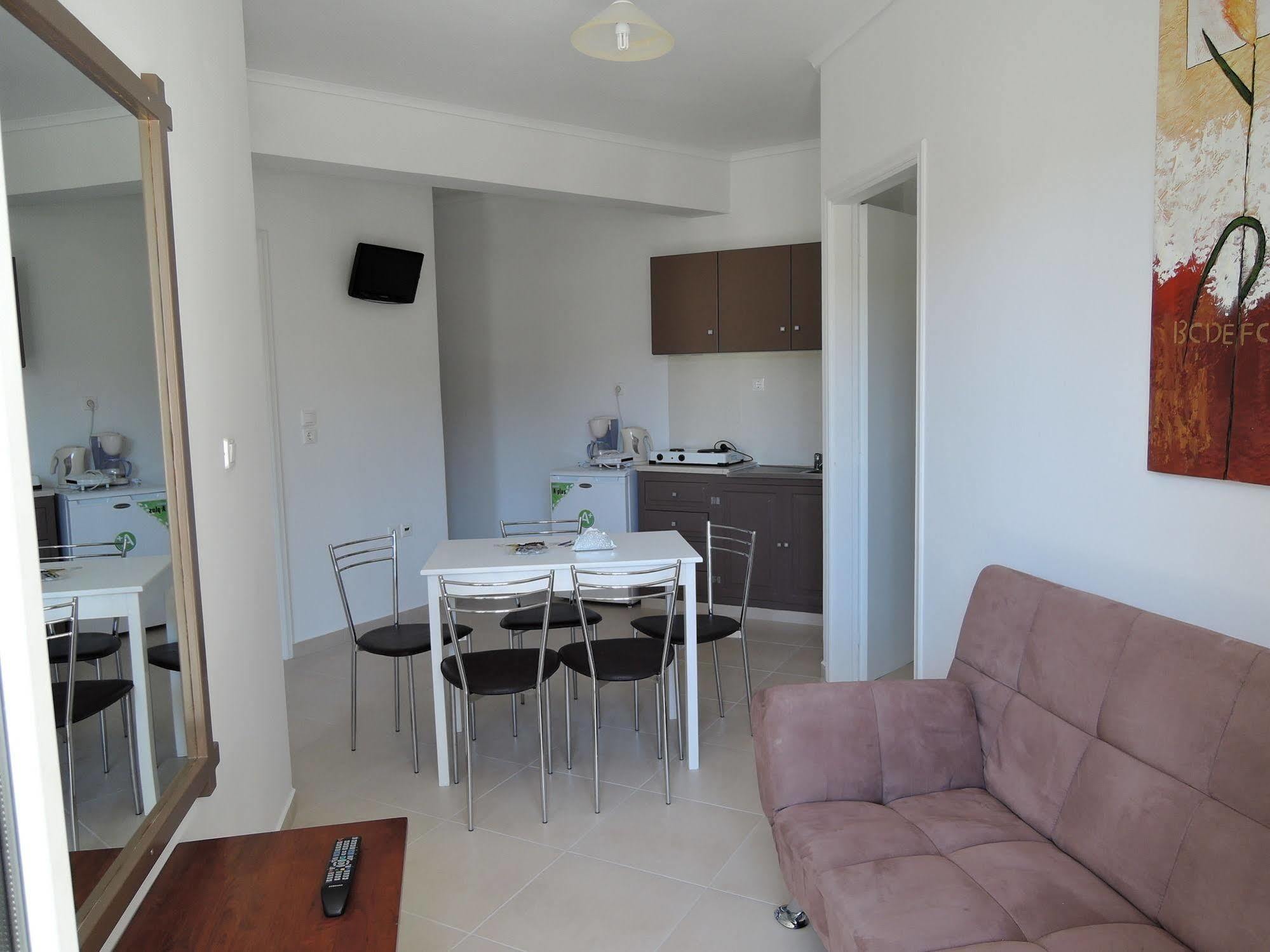 Fantasia Hotel Apartments Cos Exterior foto