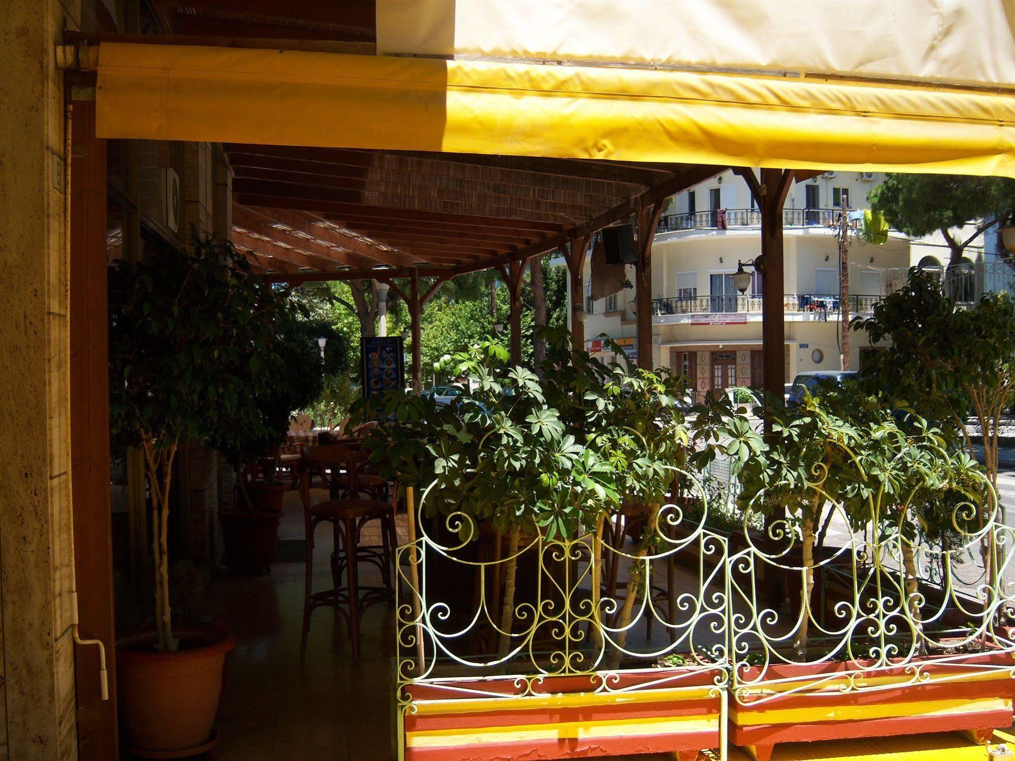 Fantasia Hotel Apartments Cos Exterior foto